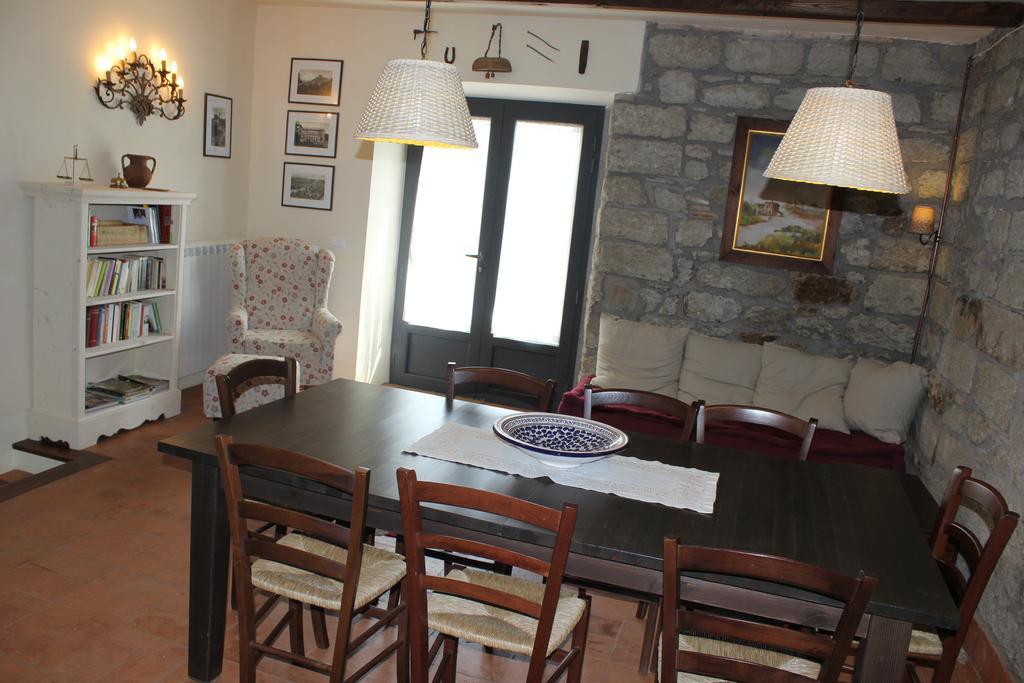 Podere Pontepietra โซเรียโน เนล ชีมีโน ภายนอก รูปภาพ
